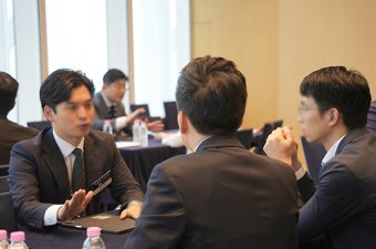 RXKR-kor-lp-image7.jpg